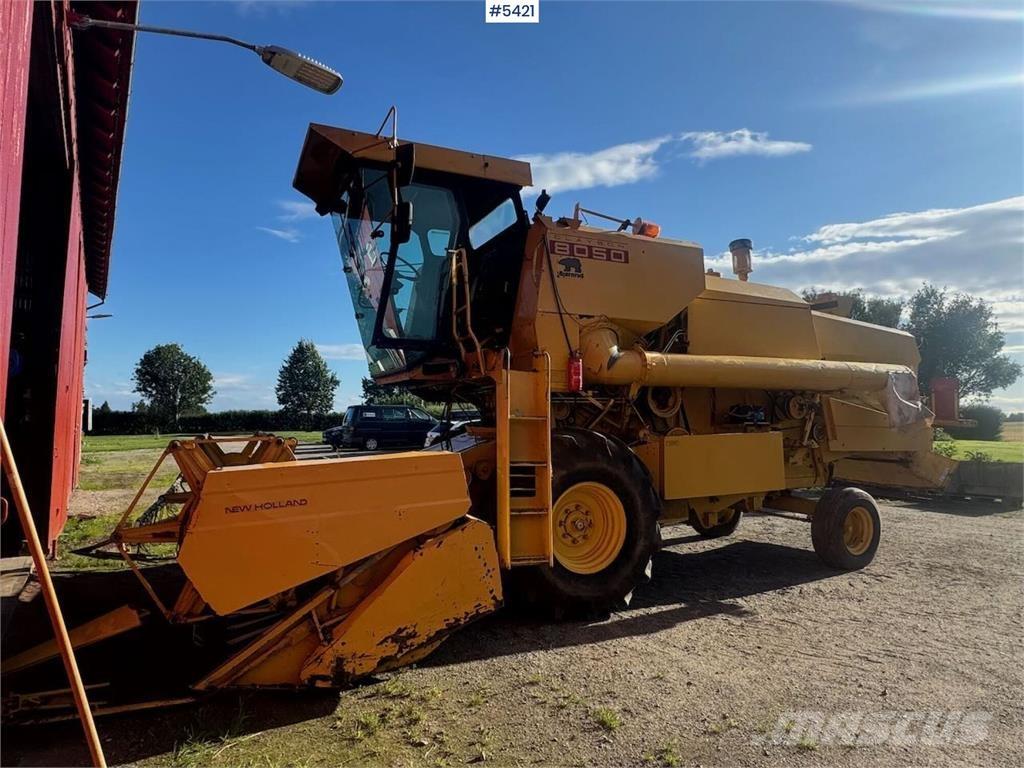 New Holland 8050 Skurtreskere