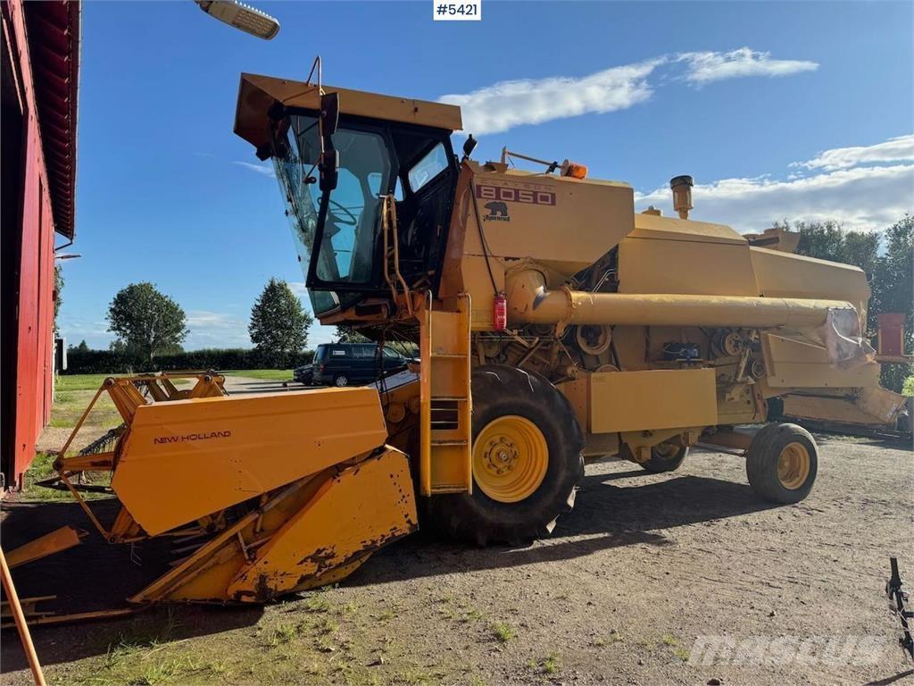 New Holland 8050 Skurtreskere
