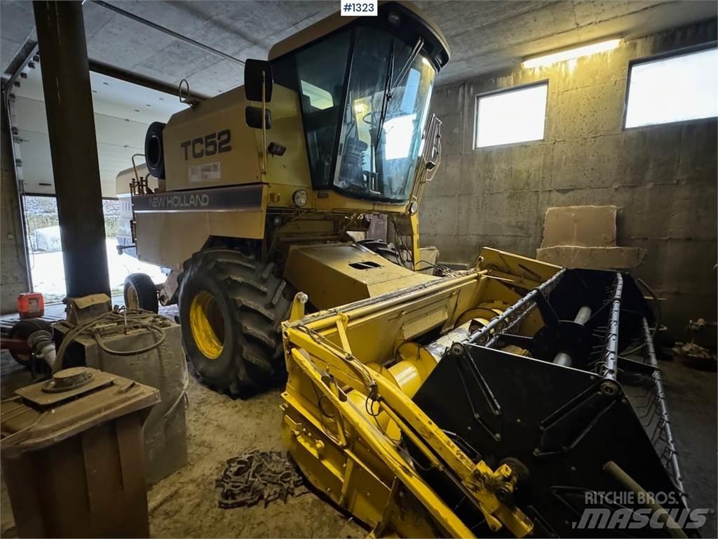 New Holland TC52 Skurtreskere