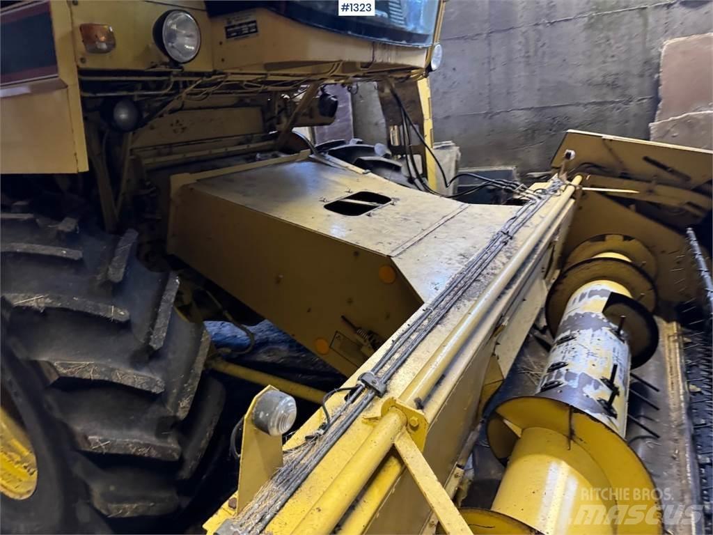New Holland TC52 Skurtreskere