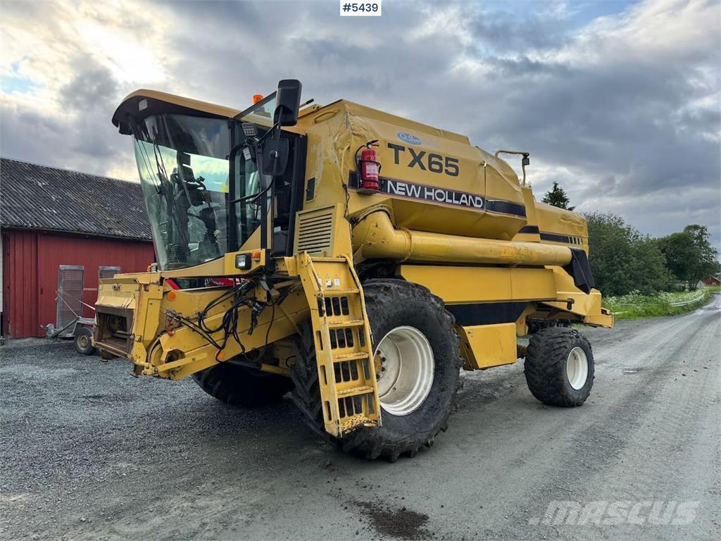 New Holland TX65 Skurtreskere