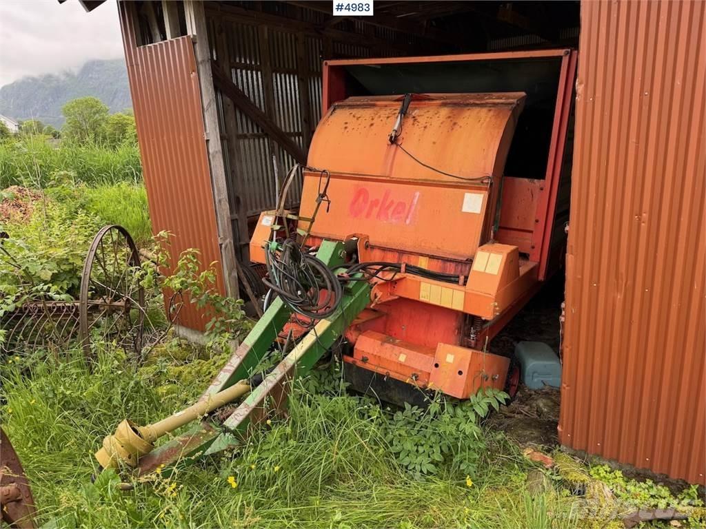 Orkel Splitt 14 Andre gressmaskiner