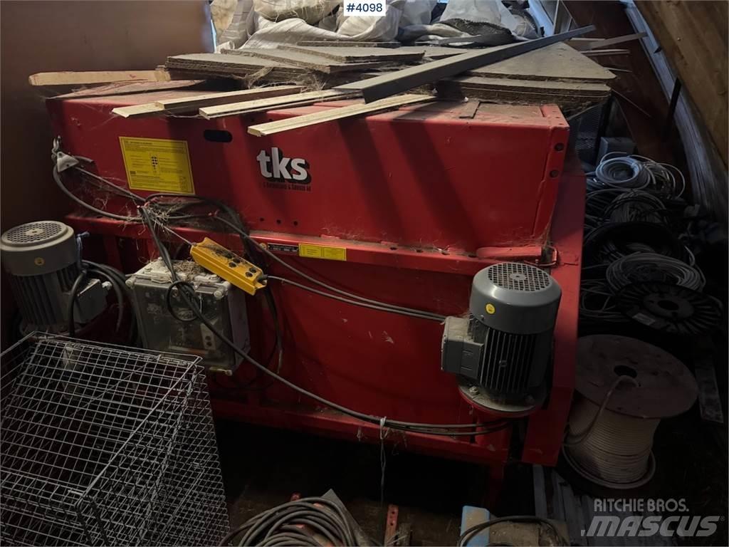 TKS R-150 Andre gressmaskiner