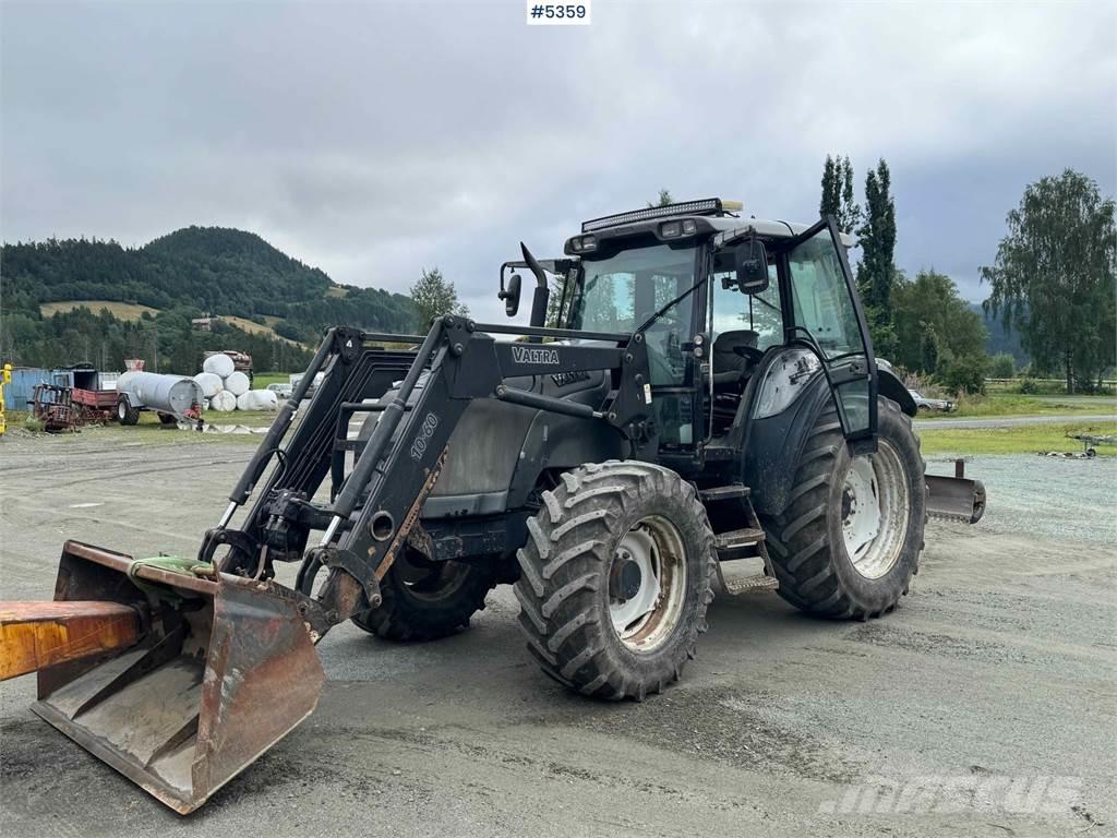Valtra M120-4 Traktorer