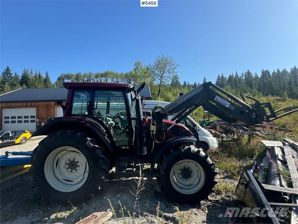Valtra N123 Traktorer