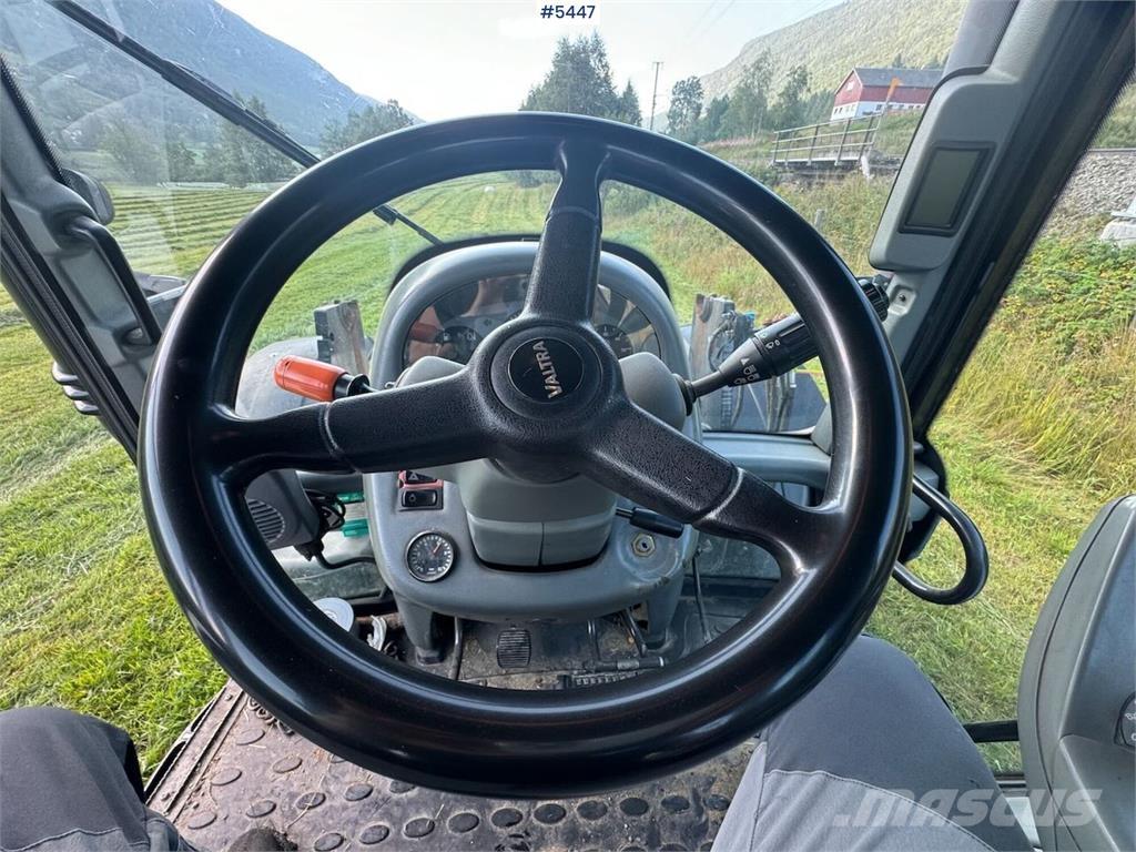 Valtra T202 Traktorer