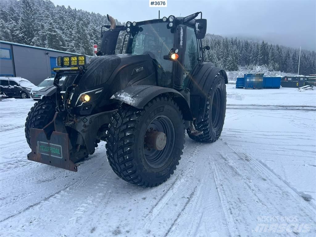 Valtra T254 Traktorer
