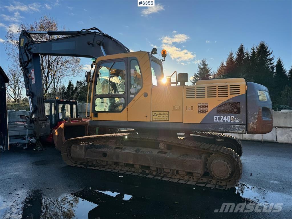 Volvo EC240BNLC Beltegraver