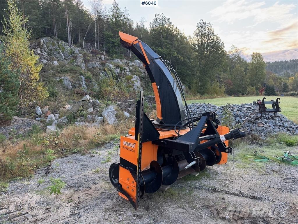 Westbjörn S2450 Snøploger- og skjær