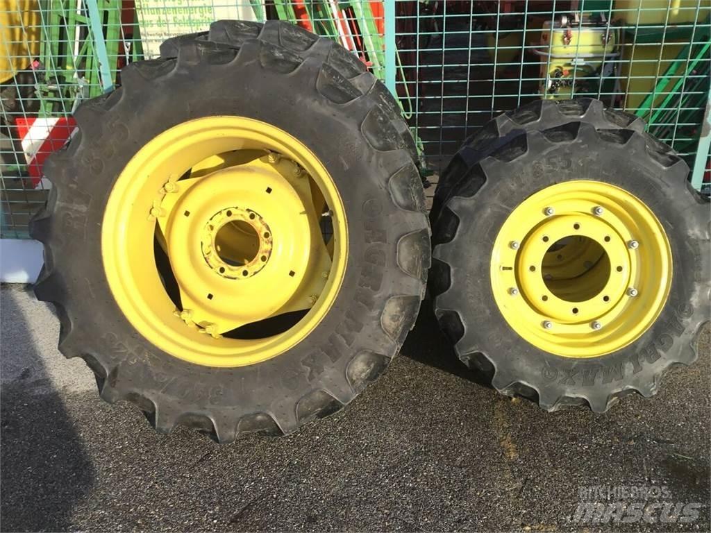  280/85R20 - 340/85R28 Dekk, hjul og felger