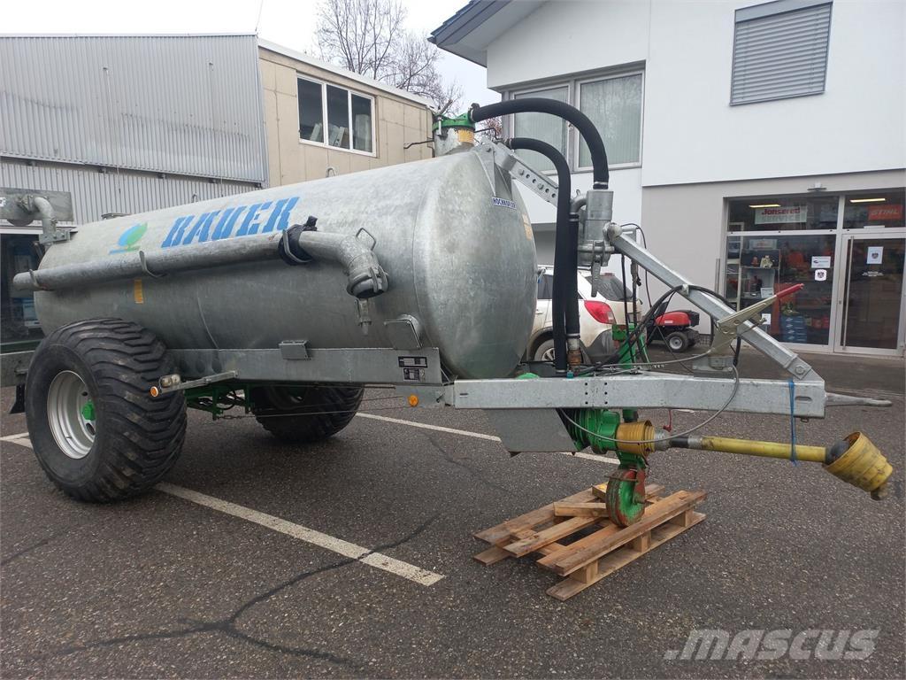 Bauer V 60 Slamtanker