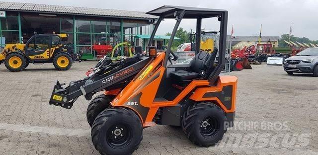 Cast 33 TLX Frontlastere og graveredskap