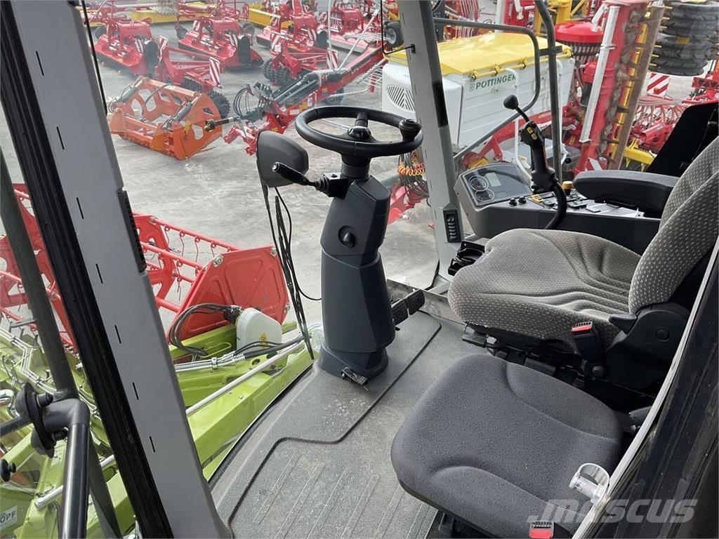 CLAAS AVERO 240 Skurtreskere