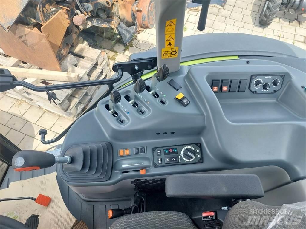CLAAS Elios 330 Traktorer