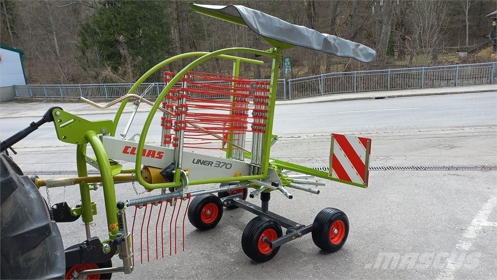 CLAAS Liner 370 Svanser