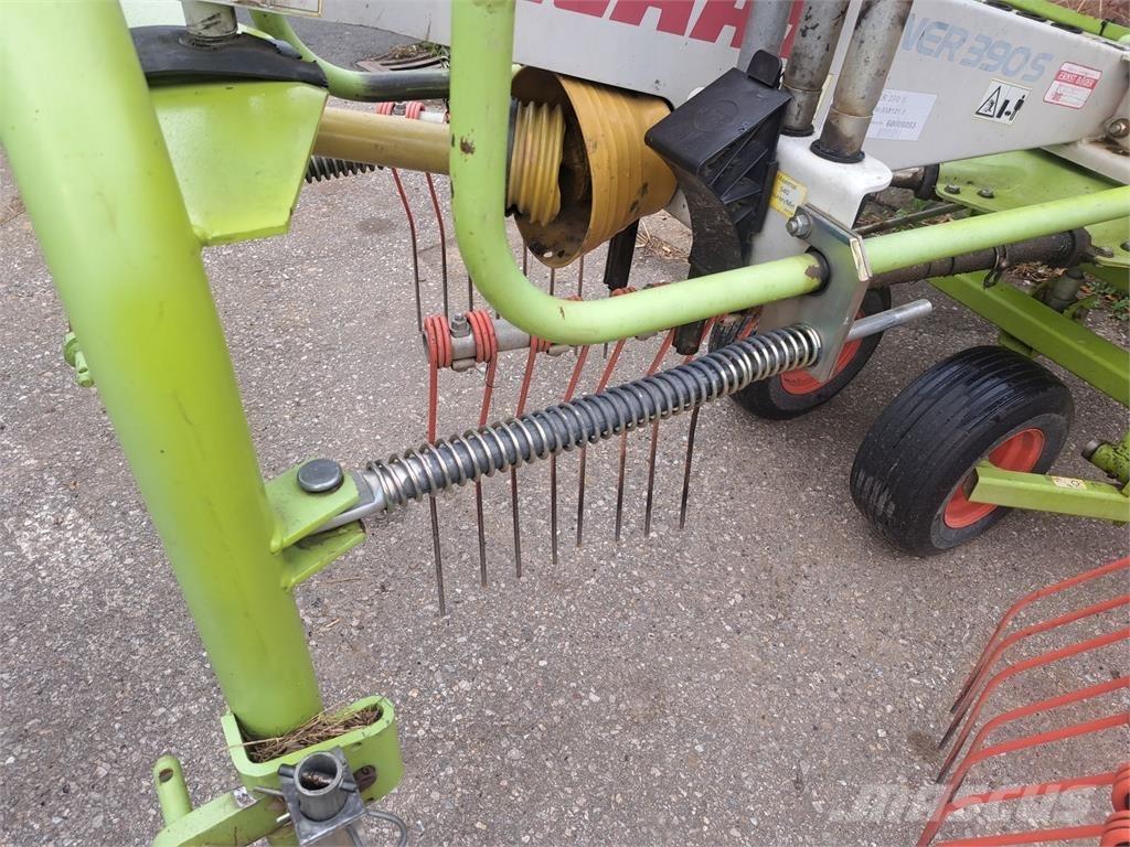CLAAS Liner 390 Svanser