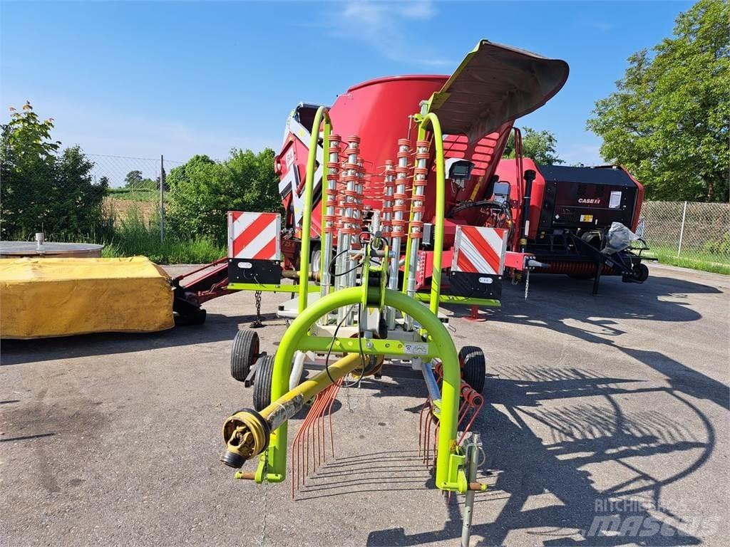 CLAAS Liner 420 Svanser