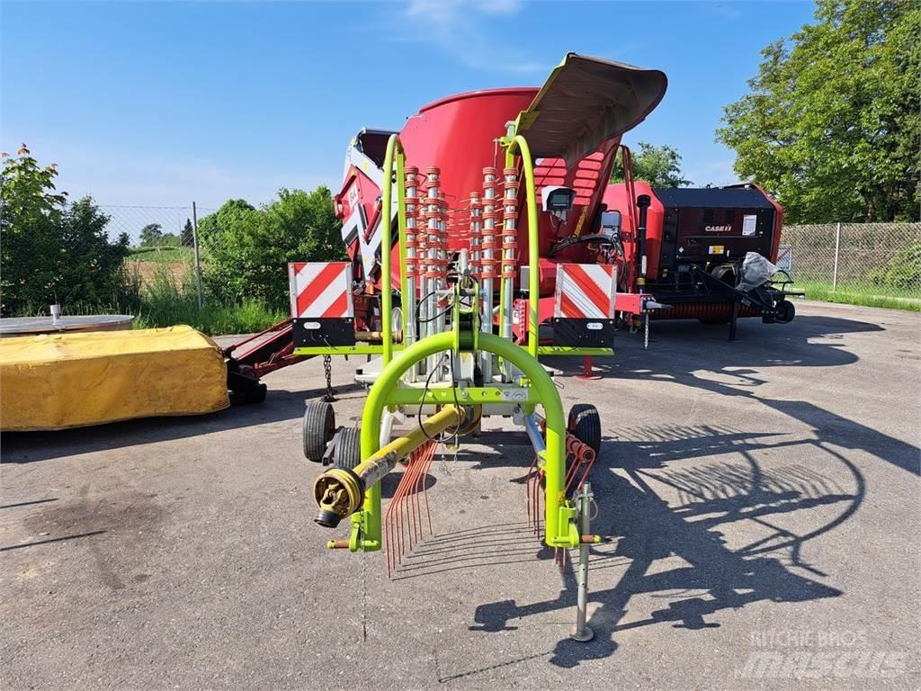CLAAS Liner 420 Svanser