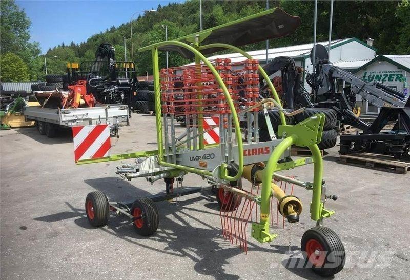 CLAAS Liner 420 Svanser