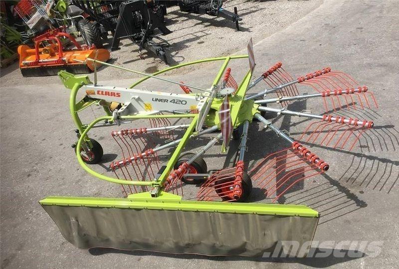 CLAAS Liner 420 Svanser