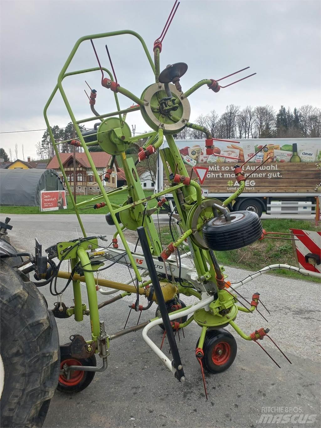 CLAAS Volto 600 Raker og høyvendere