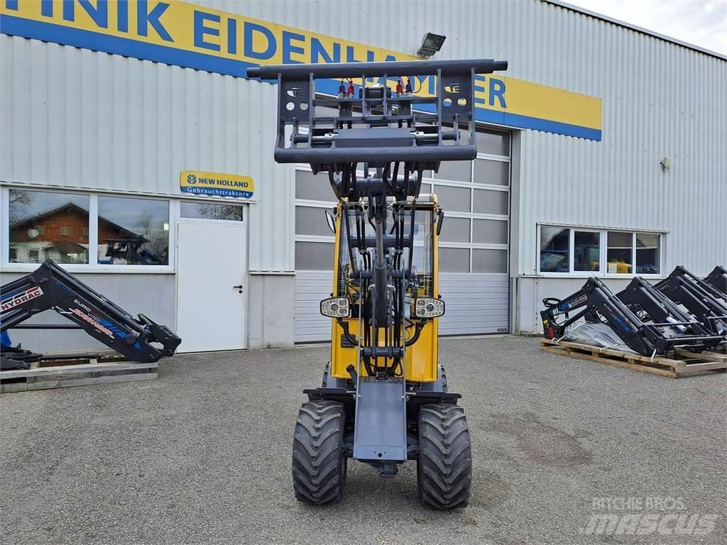Eurotrac W 11 Frontlastere og graveredskap