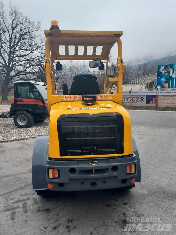 Eurotrac W12 F Frontlastere og graveredskap