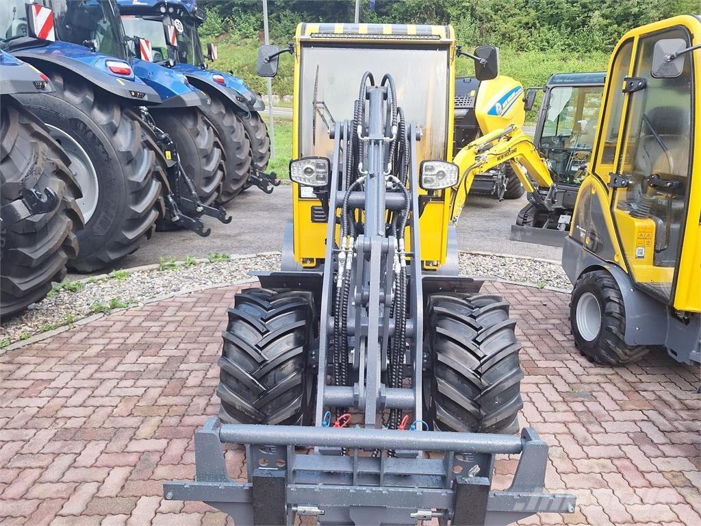 Eurotrac W12S Frontlastere og graveredskap