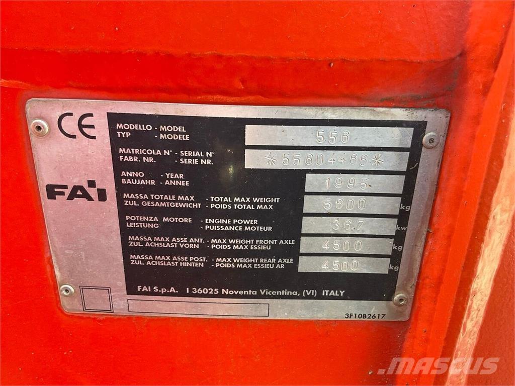 Fai 556 Frontlastere og graveredskap