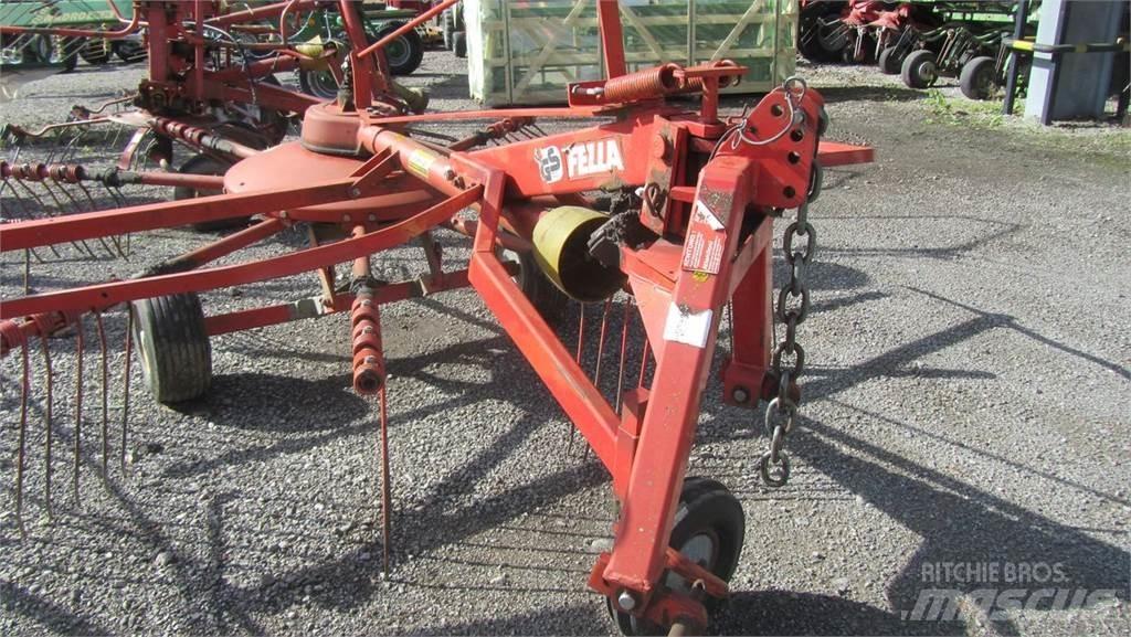 Fella 325D Svanser