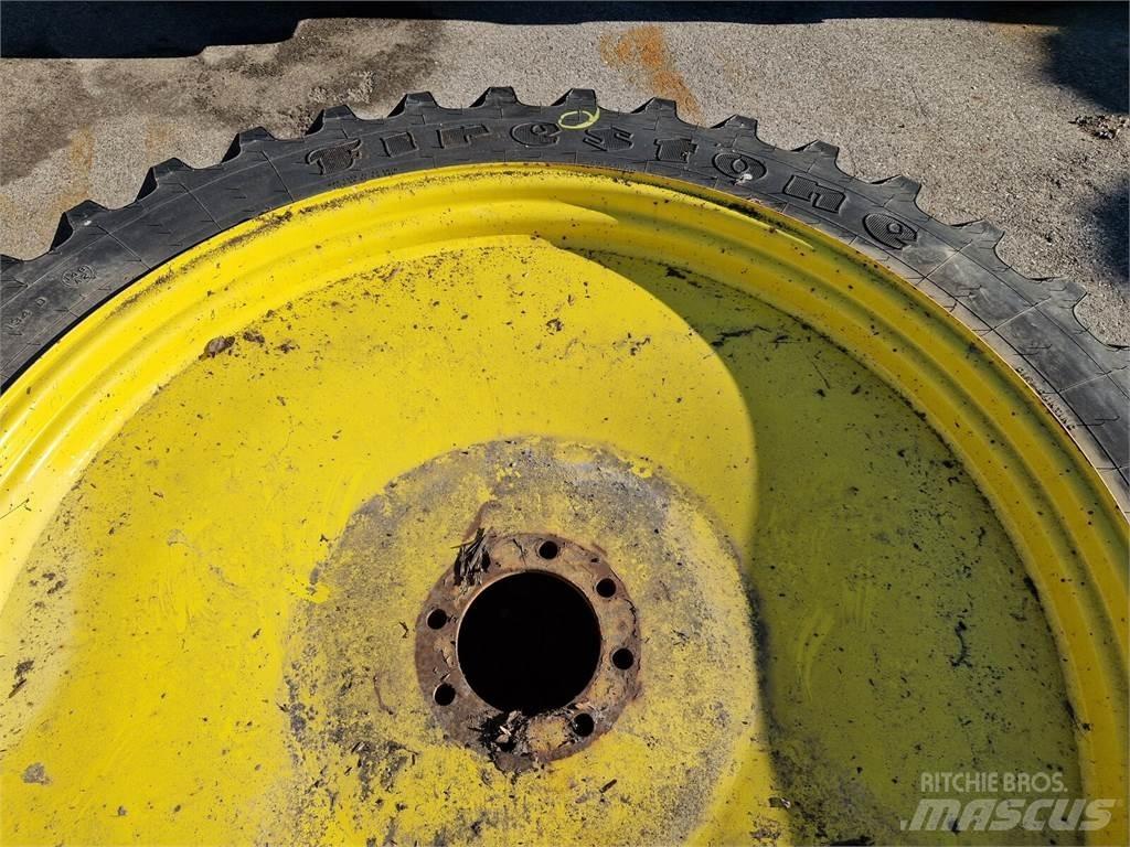 Firestone 230/95R44 Dekk, hjul og felger