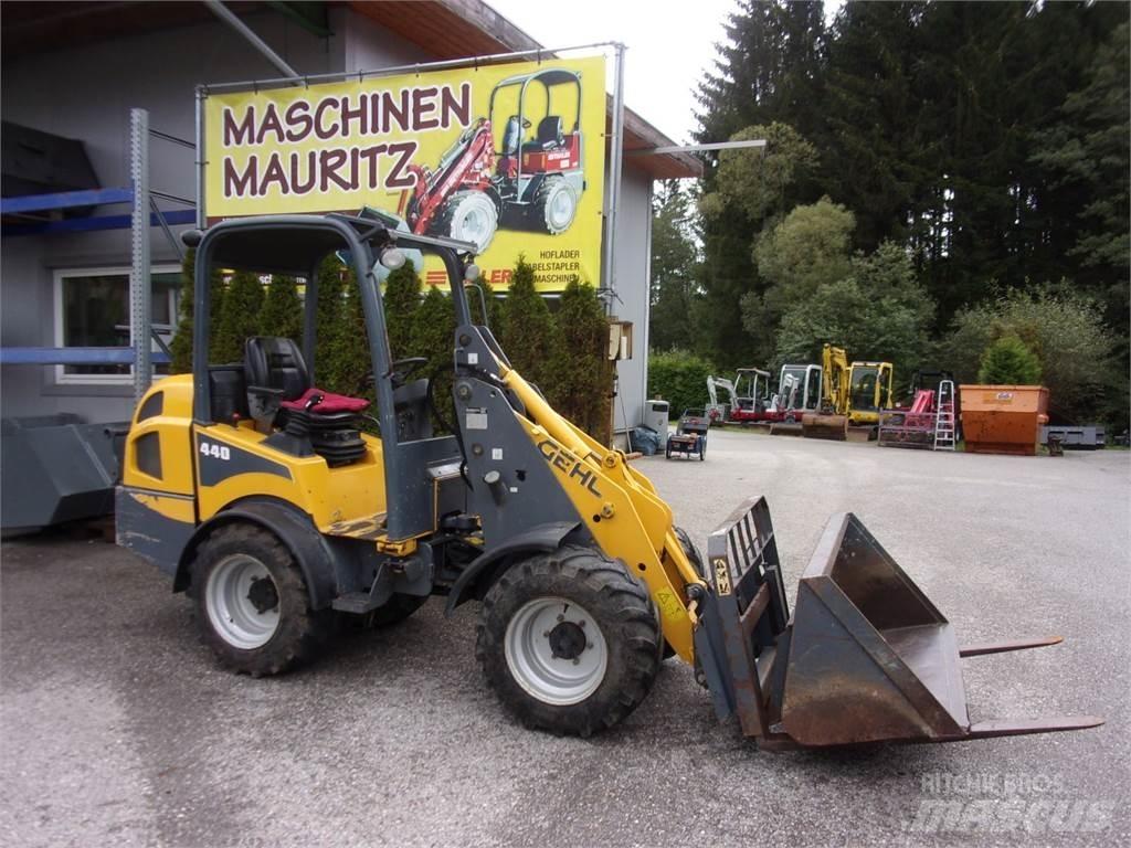 Gehl AL 440 Frontlastere og graveredskap