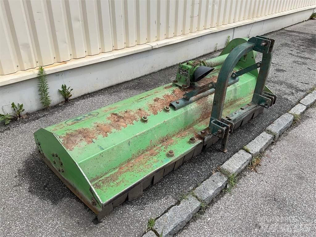 HMF CX 225 Beitepussere og toppkuttere