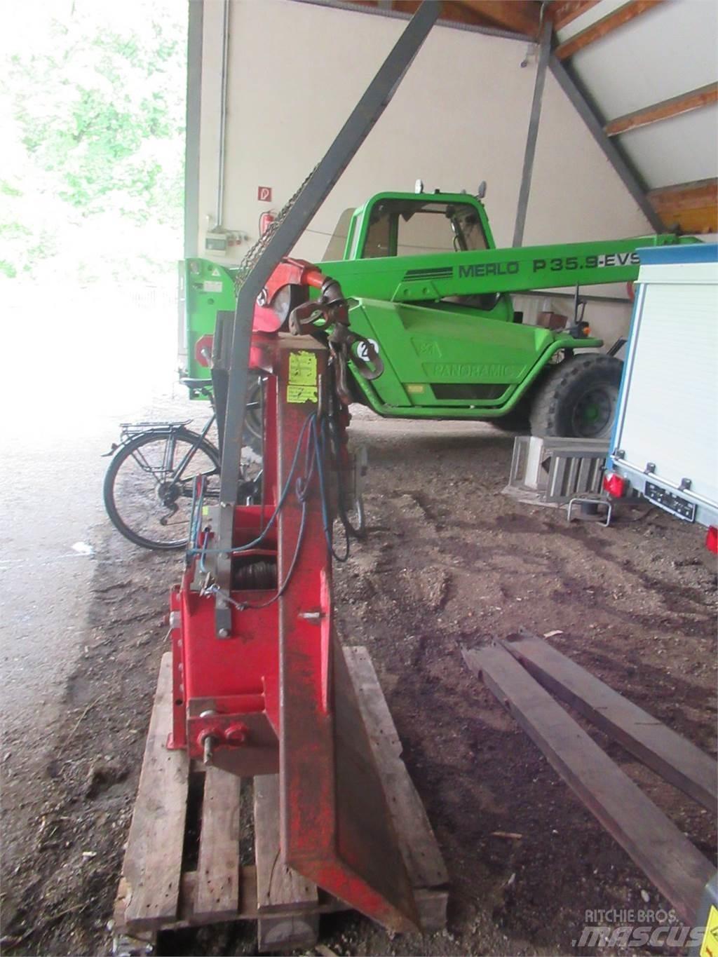 Holzknecht HS 205 B Vinsjer