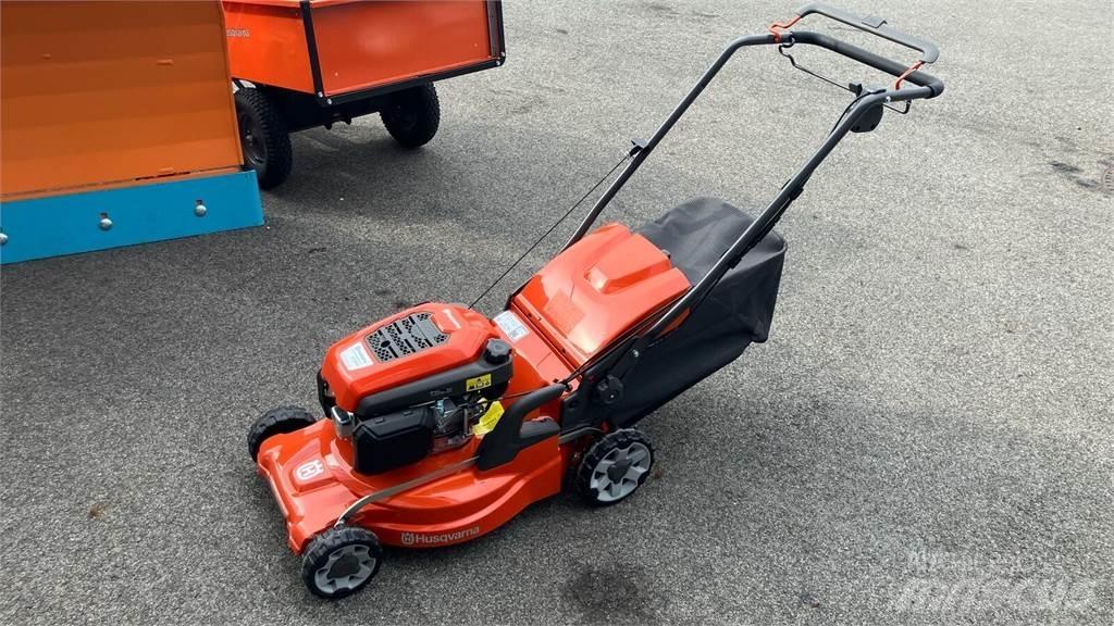 Husqvarna LC 347V Sitteklippere