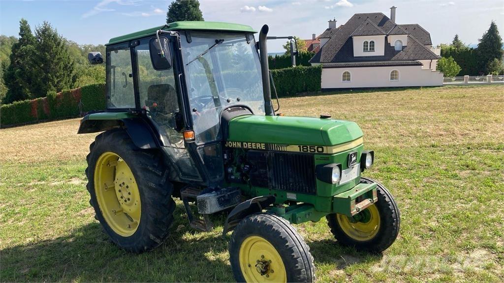 John Deere 1850 Traktorer