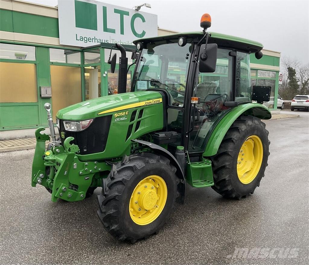 John Deere 5058E Traktorer