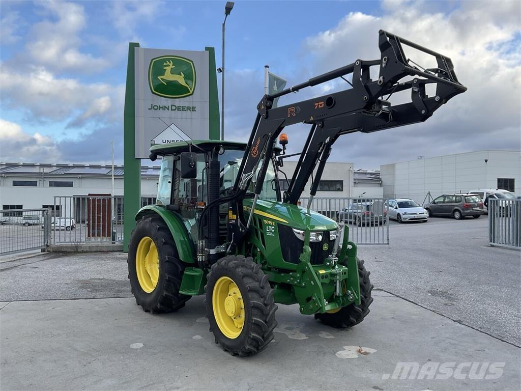 John Deere 5075E Traktorer