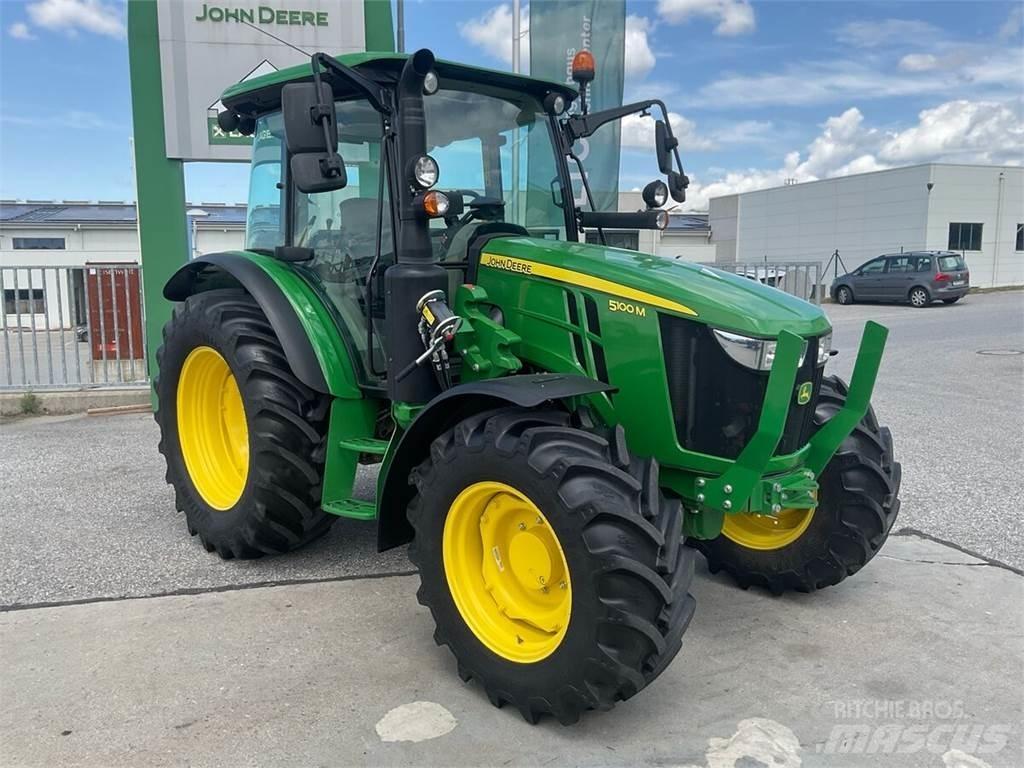 John Deere 5100M Traktorer