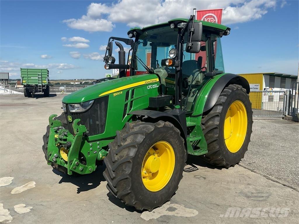 John Deere 5100R Traktorer
