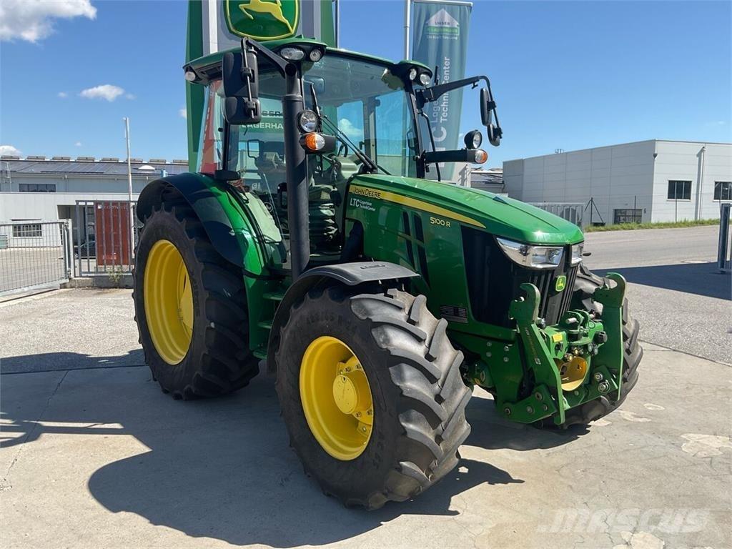 John Deere 5100R Traktorer