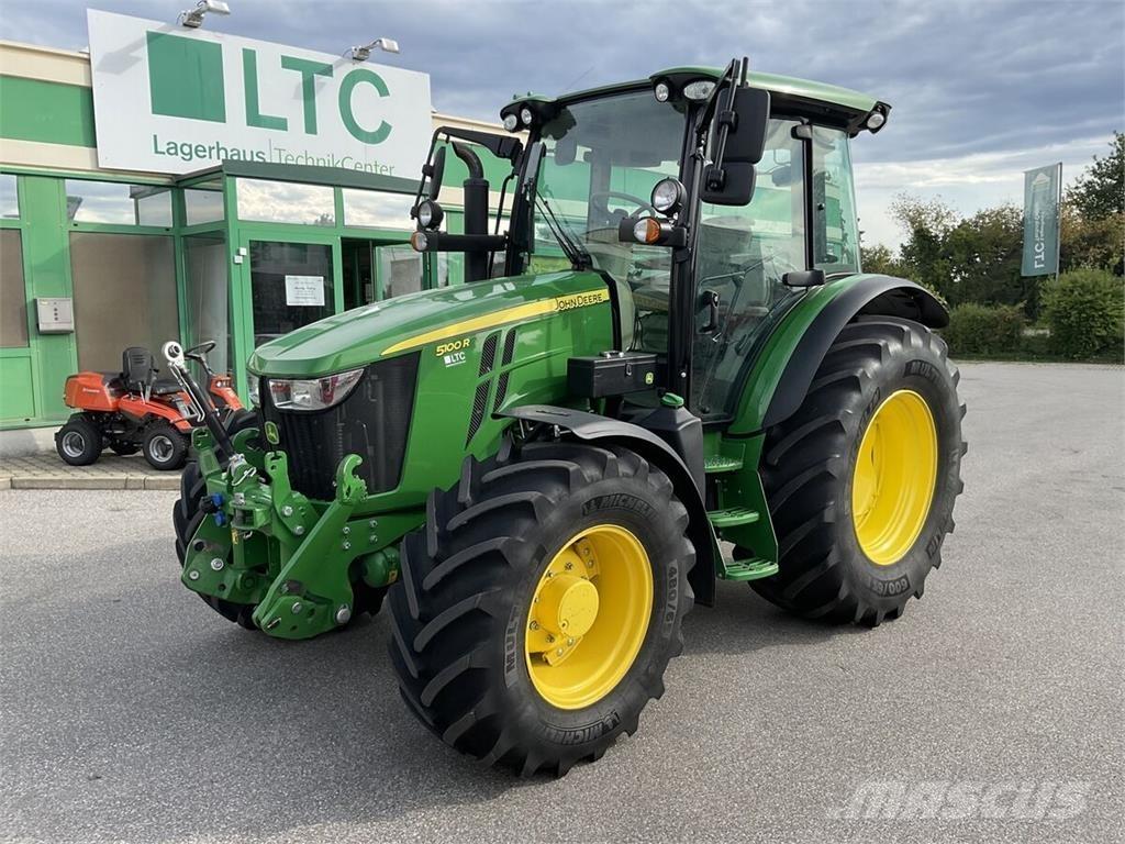 John Deere 5100R Traktorer