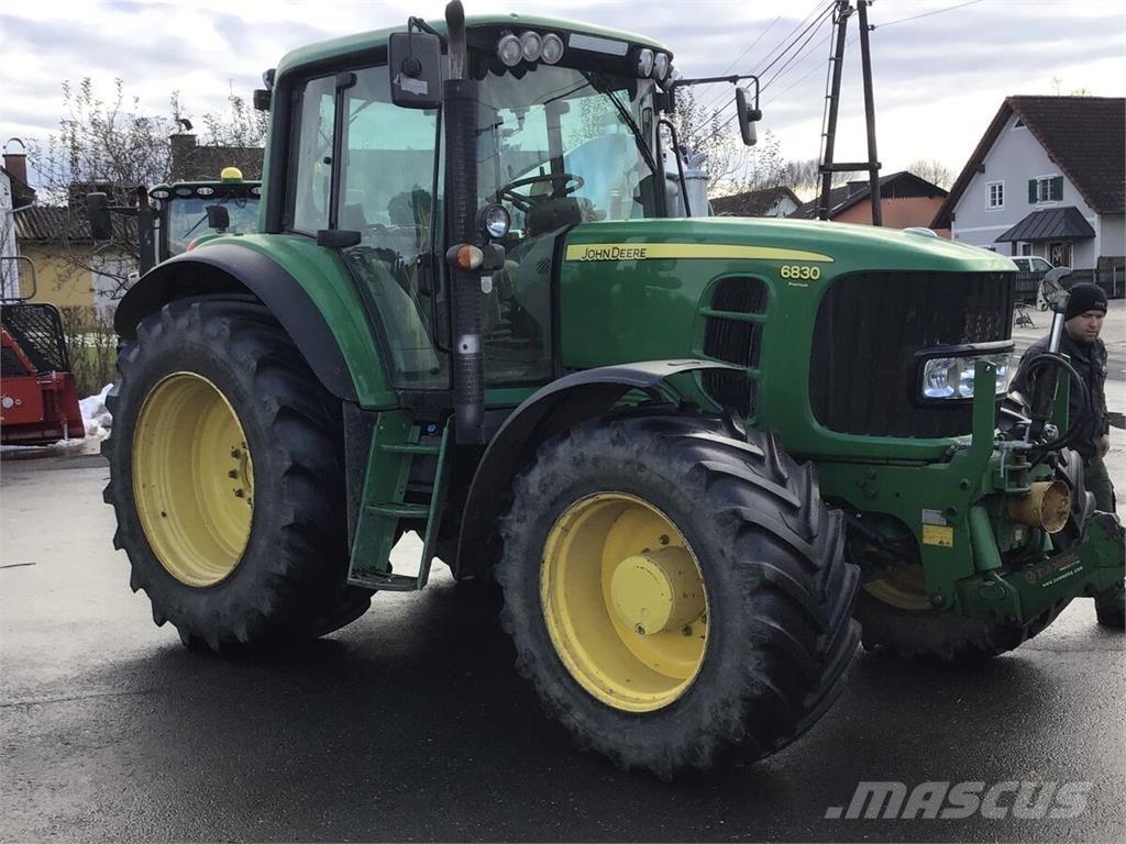 John Deere 6830 Traktorer
