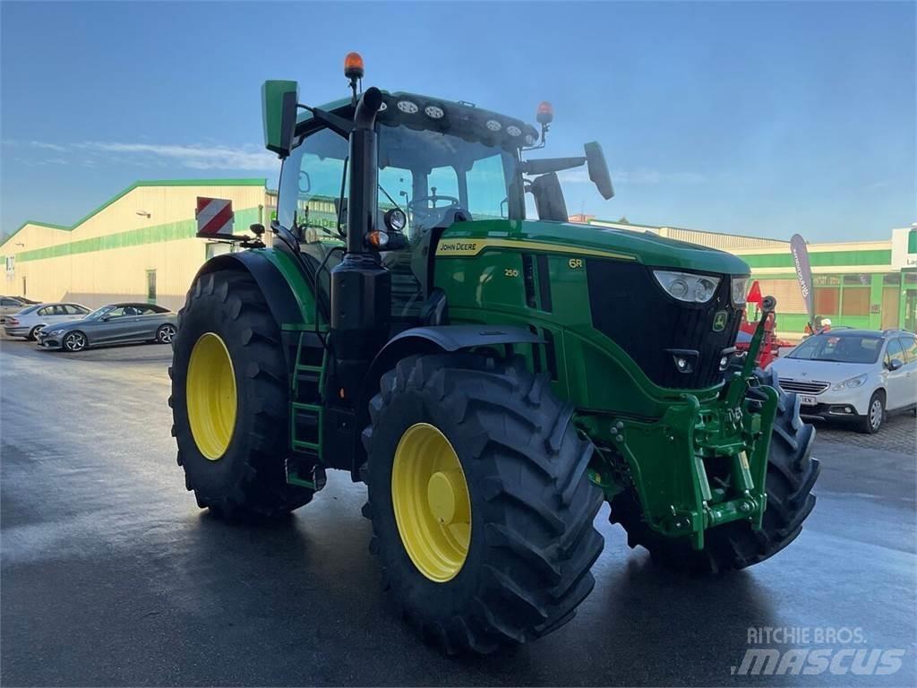 John Deere 6R 250 Traktorer