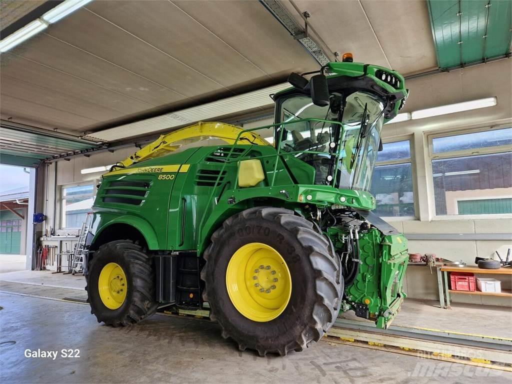 John Deere 8500 Fôrhøstere