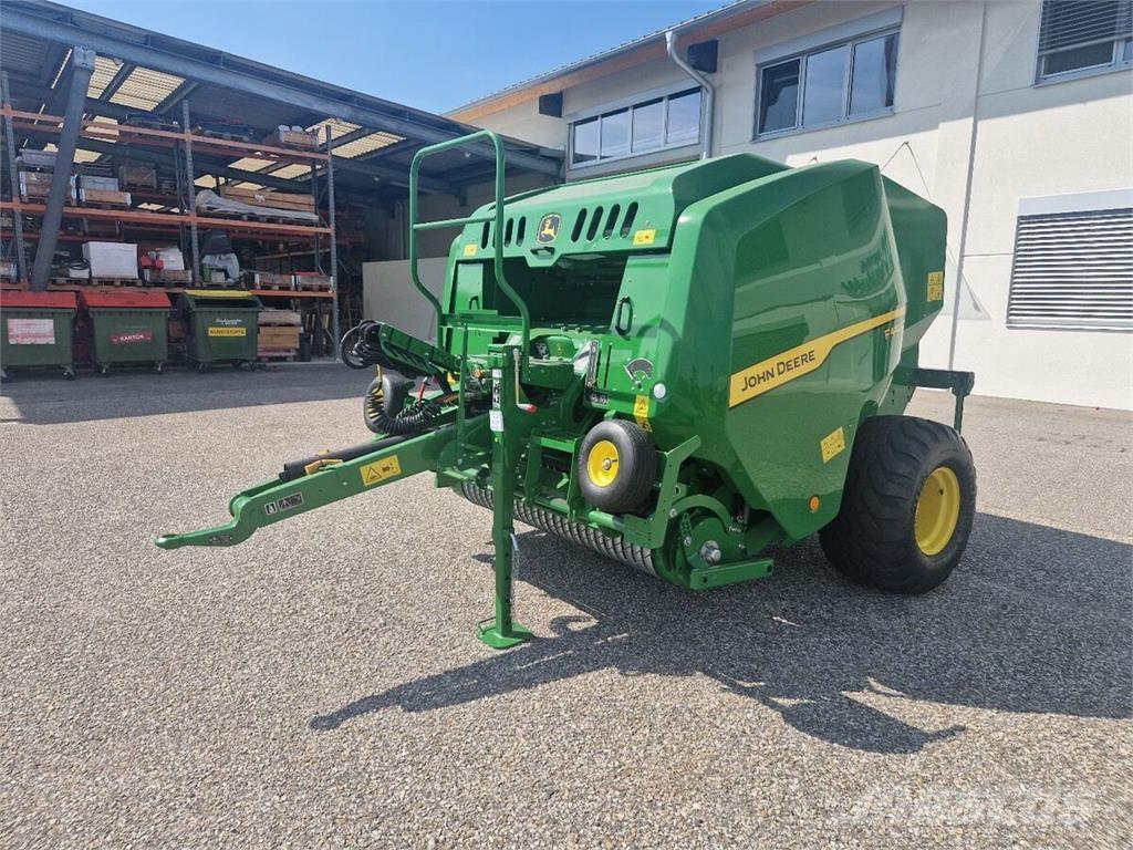 John Deere F441M Rundballepresser