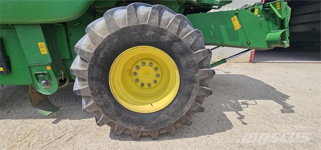 John Deere T550 Skurtreskere