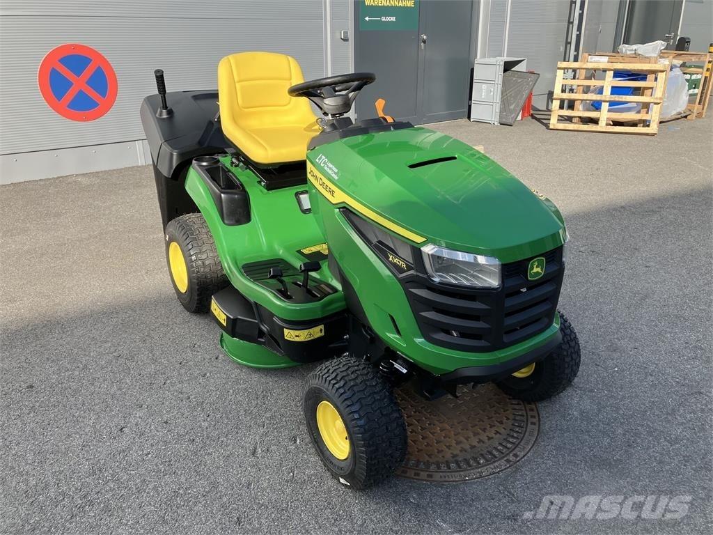 John Deere X 147R Park- og hagemaskiner - Annet