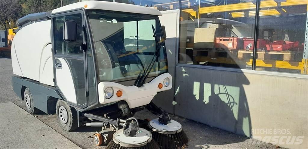 Johnston Compact 40 Park- og hagemaskiner - Annet
