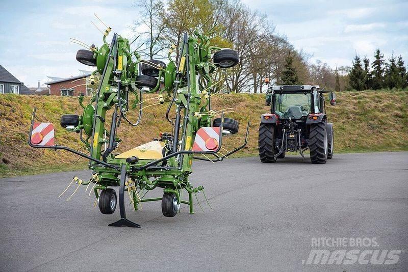 Krone 820 Vendro Raker og høyvendere